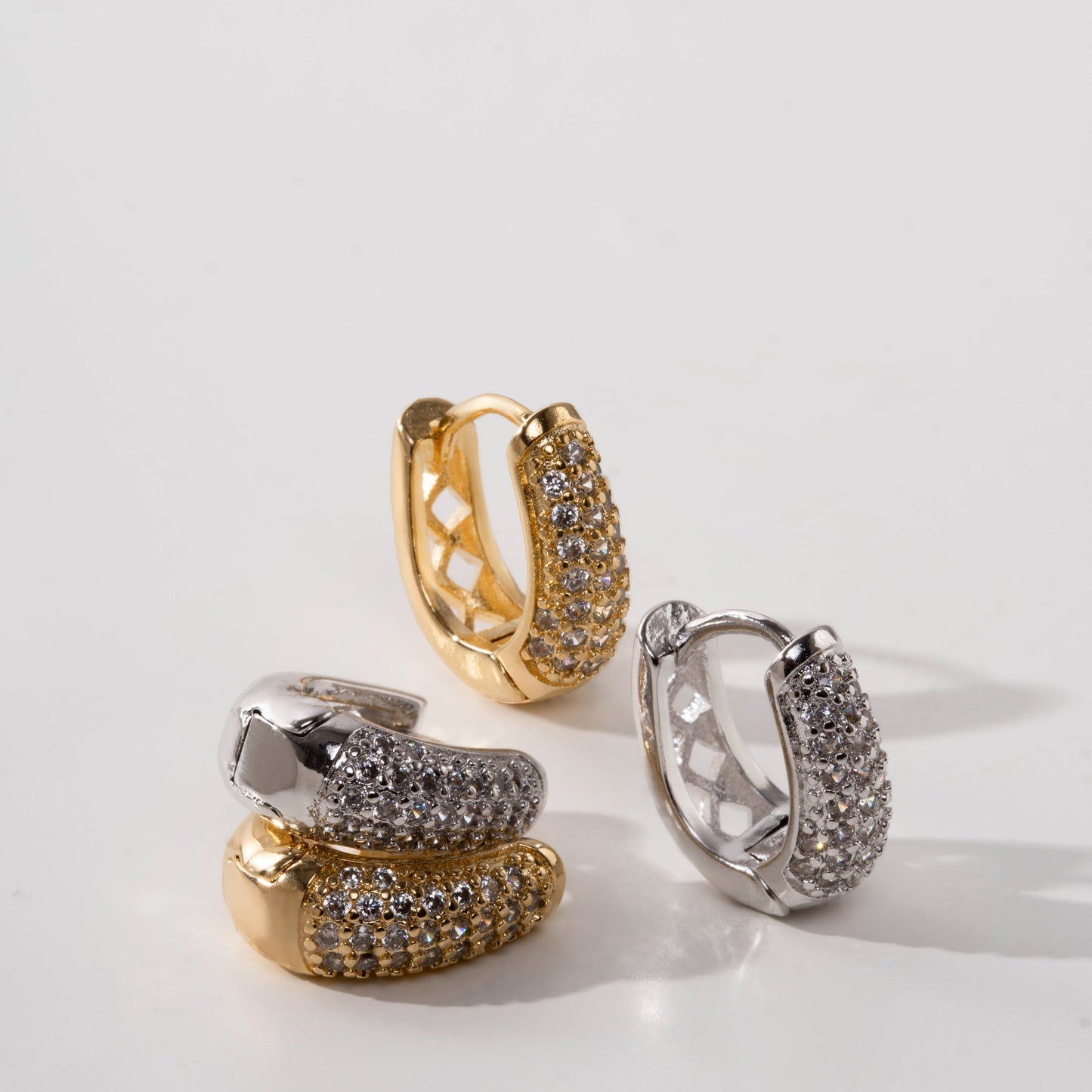 Click Thick Oval Hoops Studded Zirconia Earrings - 18K Gold Plated