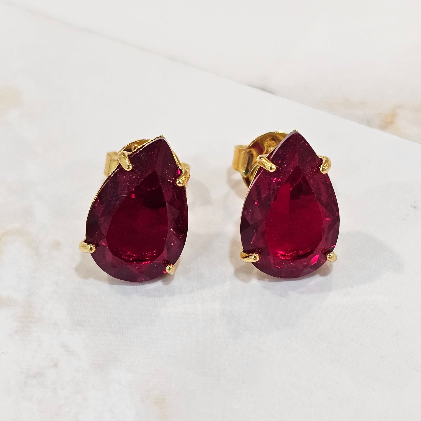 18K Gold Plated Teardrop Red to Pink Stones 10x15mm Earrings
