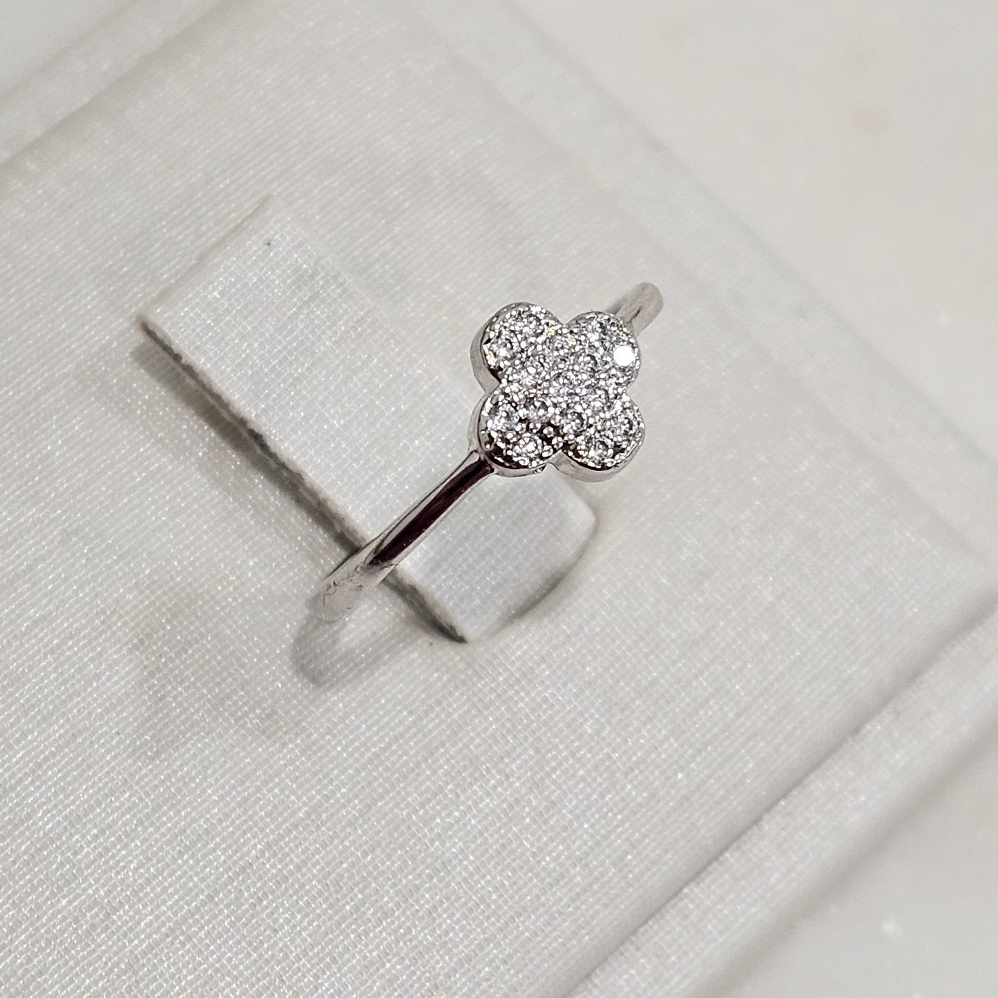 White Rhodium Plated Clover Studded Zirconia Ring
