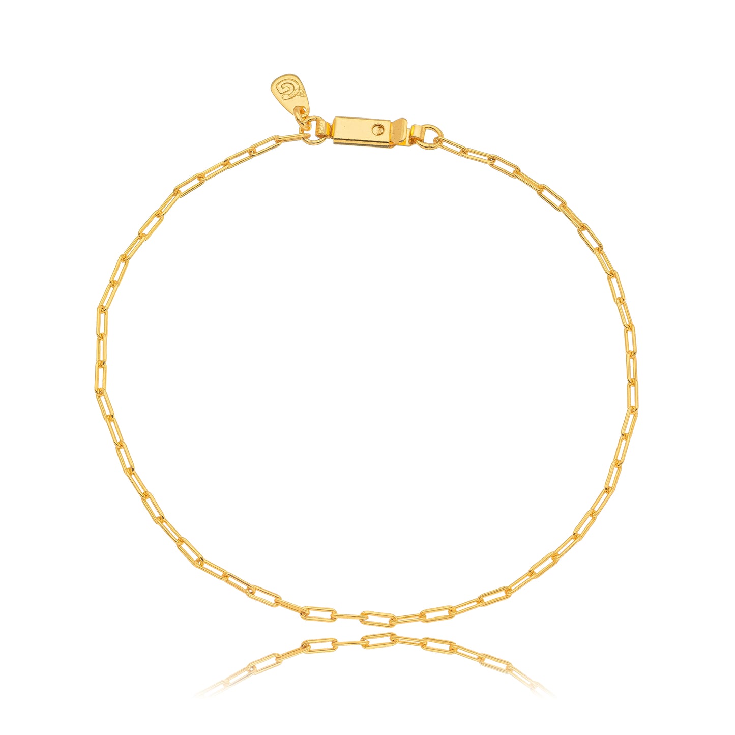 18K Gold Plated Bracelet with a square paperclip design.