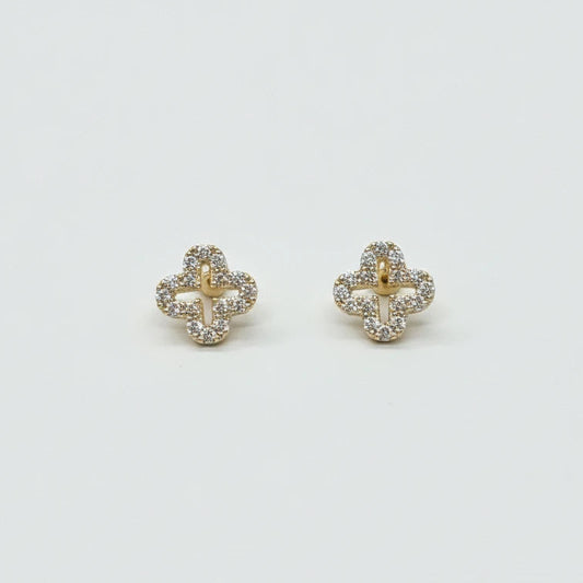 Pave Clover Stud Earrings - 18K Gold Plated