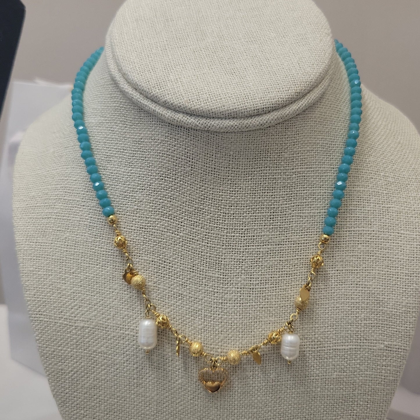 18K Gold Plated and Studded Zirconia Heart Pearls Necklace