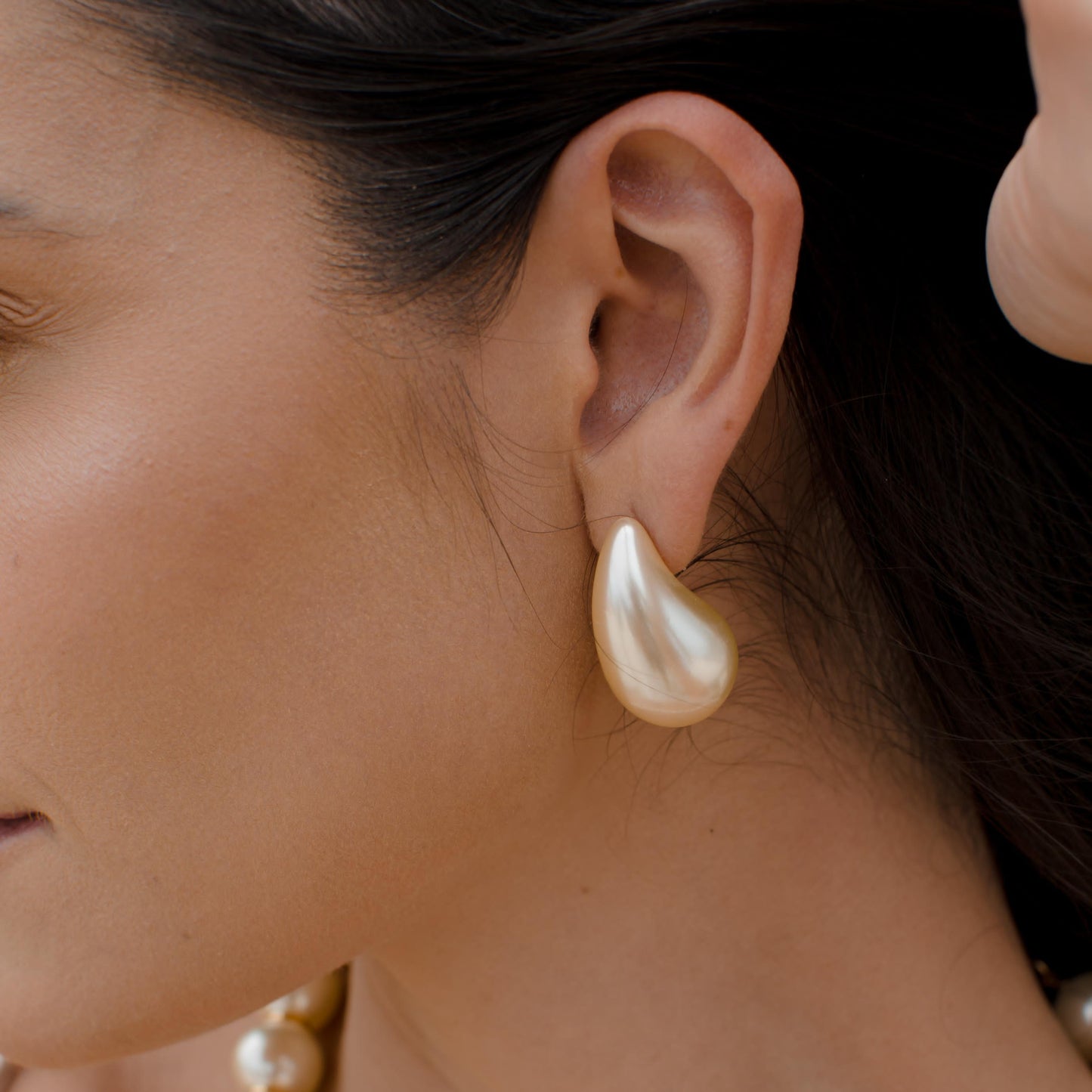 18K Gold Plated Medium Pearl Teardrop Earrings
