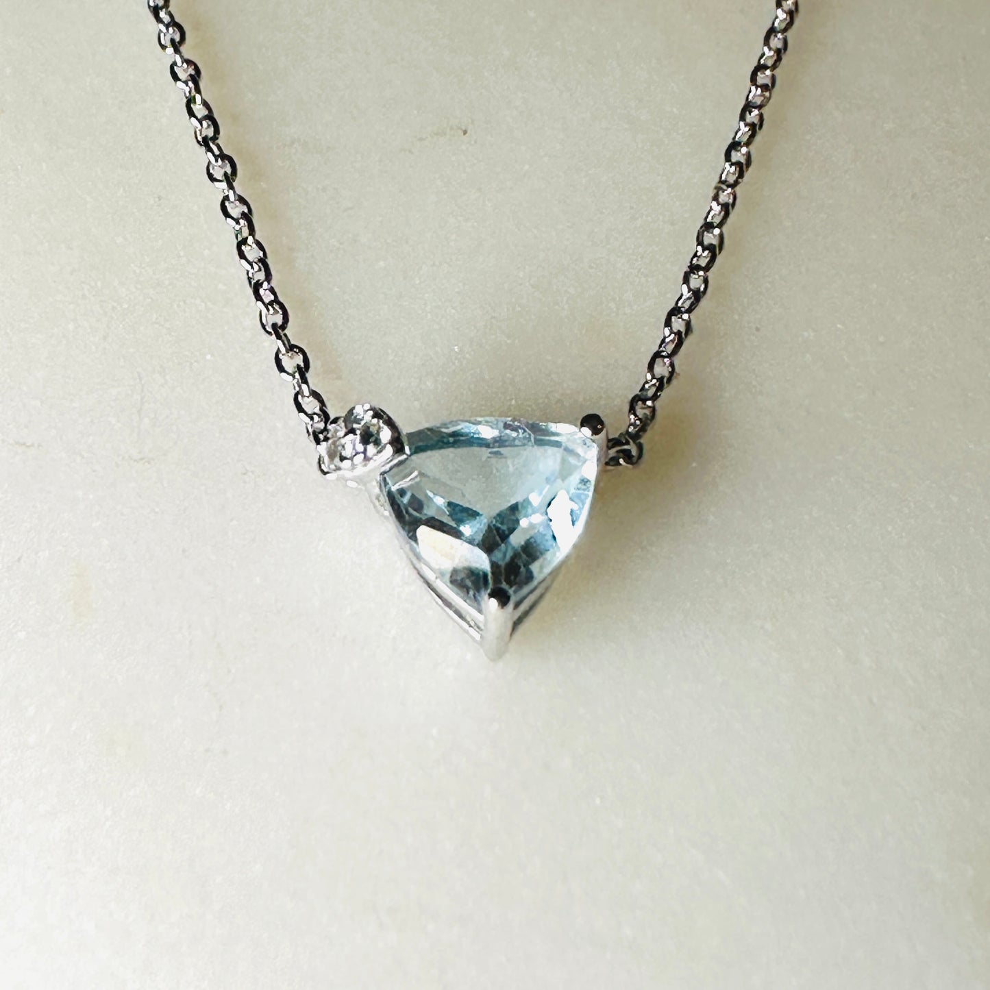 Sky Blue Topaz on Rhodium-finished 925 Sterling Silver Necklace