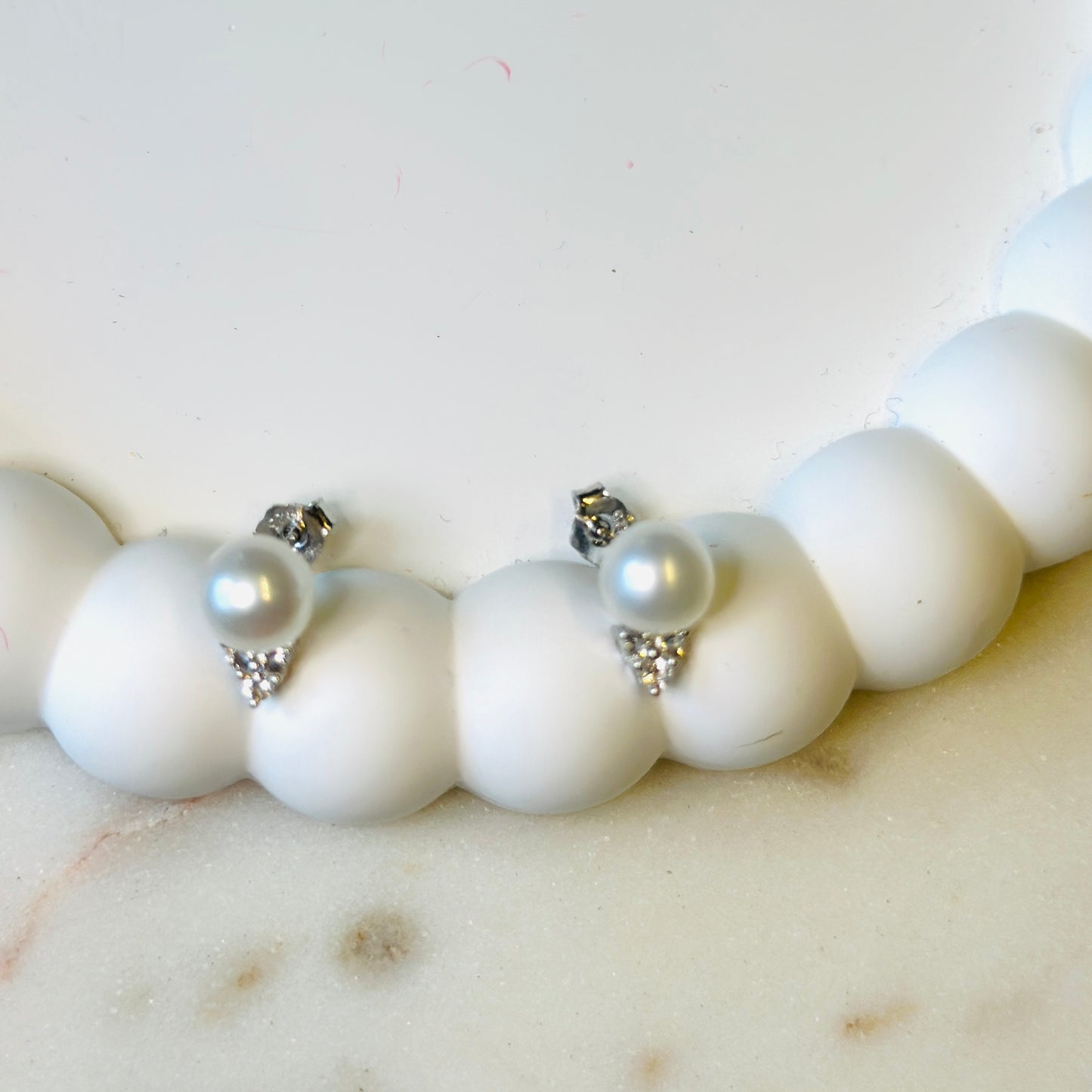 Fresh Pearls and White Topaz on Rhodium-finished 925 Sterling Silver Earring