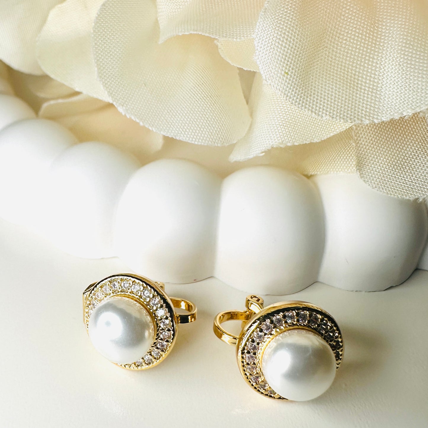 Pearl with Studded Round Clip-on 18K Gold Plated Earrings