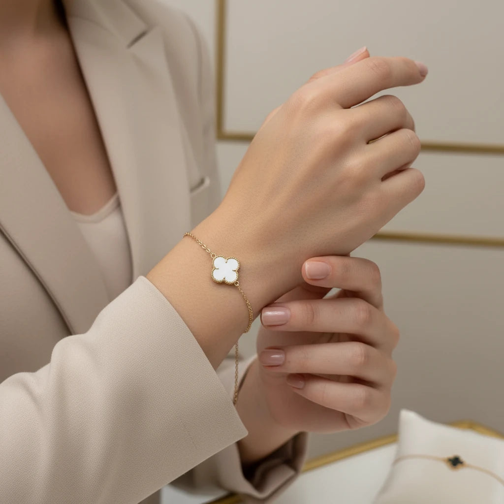 White Lucky Clover Bracelet -18K Gold Plated