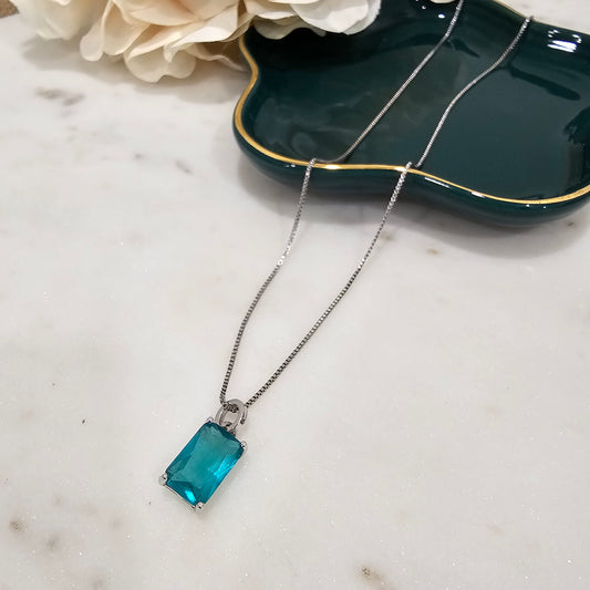 White Rhodium Plated Box Chain Green Crystal Pendant Necklace