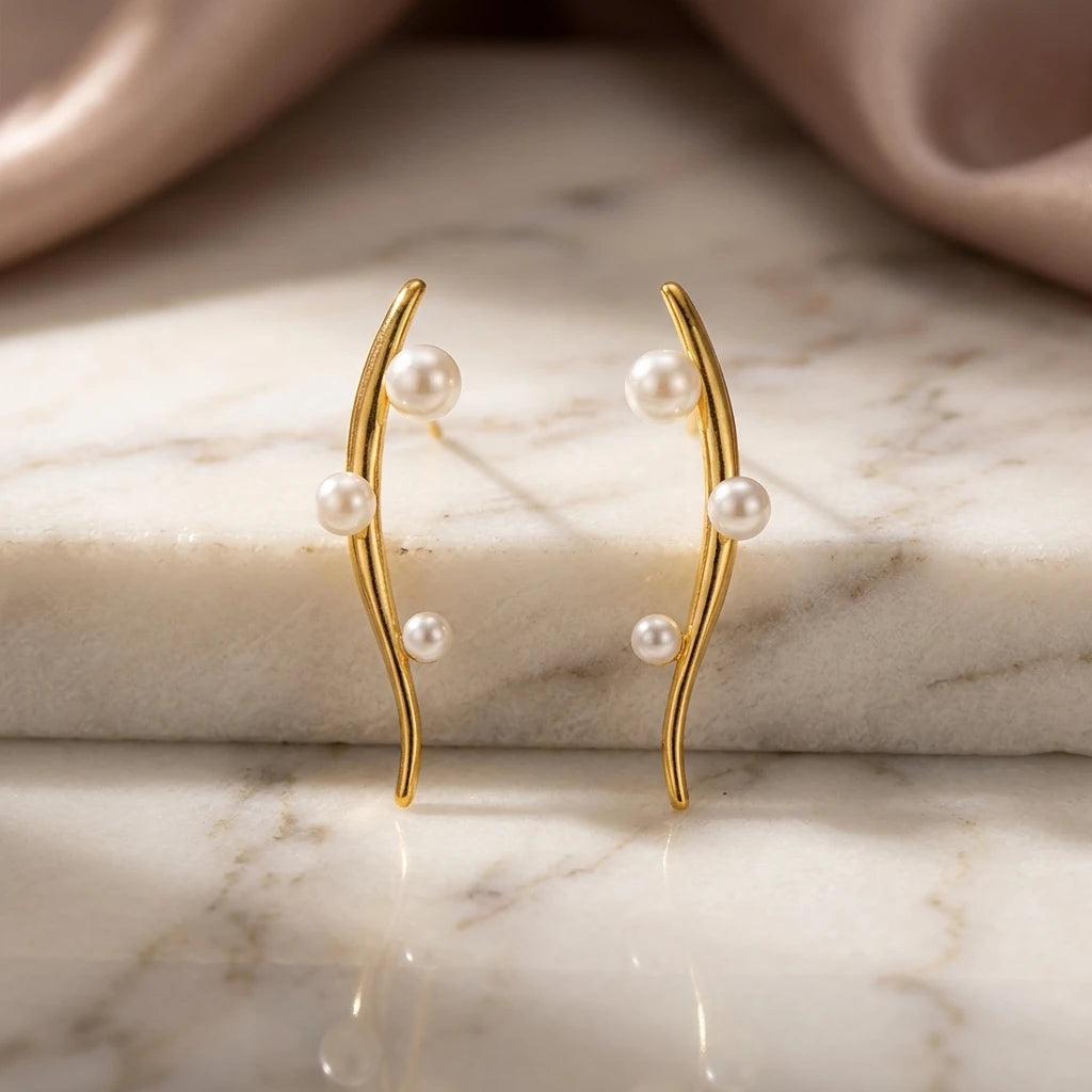 Long Curves with Pearls Earrings - 18K Gold Plated