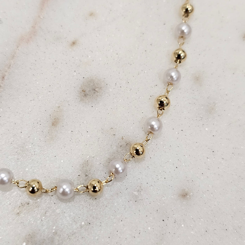 18K Gold Plated Delicate Mini Pearls Necklace