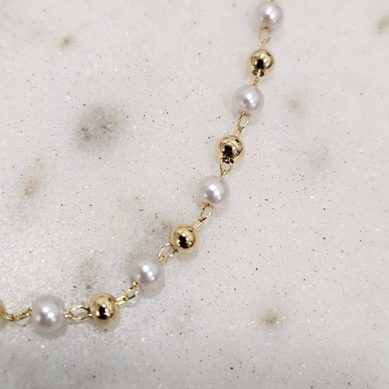 18K Gold Plated Delicate Mini Pearls Necklace