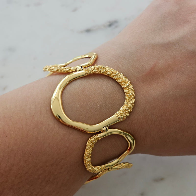 18K Gold Plated Five Matte Circles Bracelet