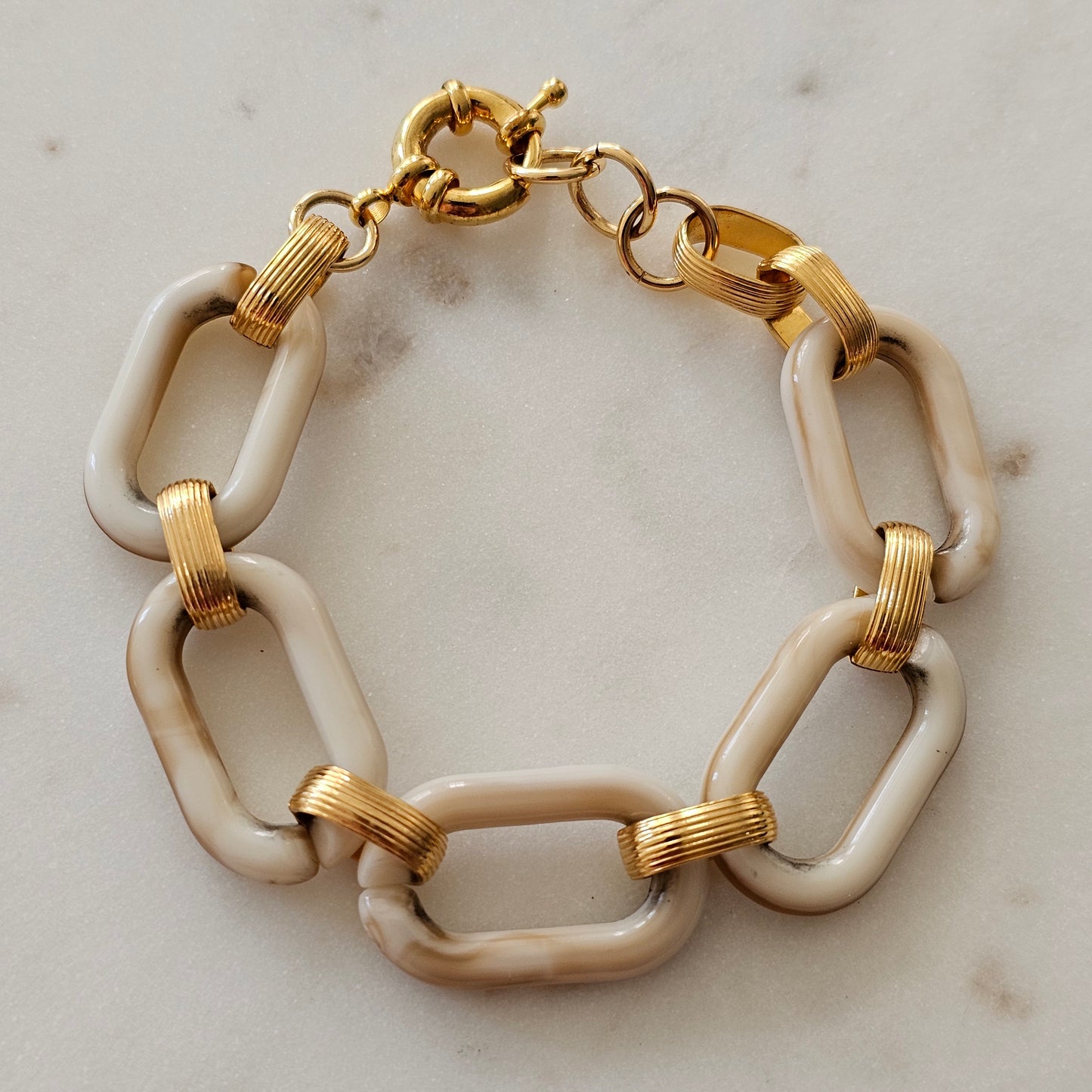 18K Gold Plated Cream Link Resin Bracelet