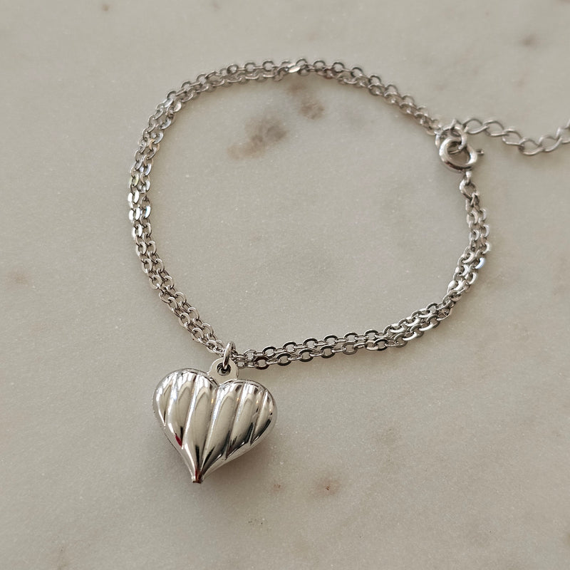 White Rhodium Plated Cable Chain Heart Pendant Bracelet