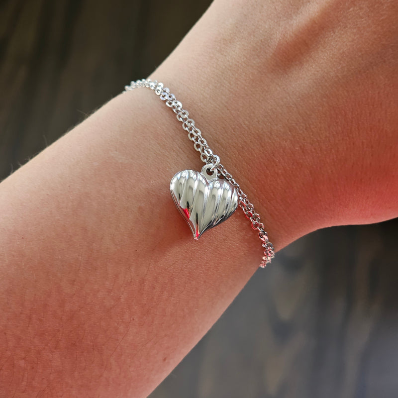 White Rhodium Plated Cable Chain Heart Pendant Bracelet