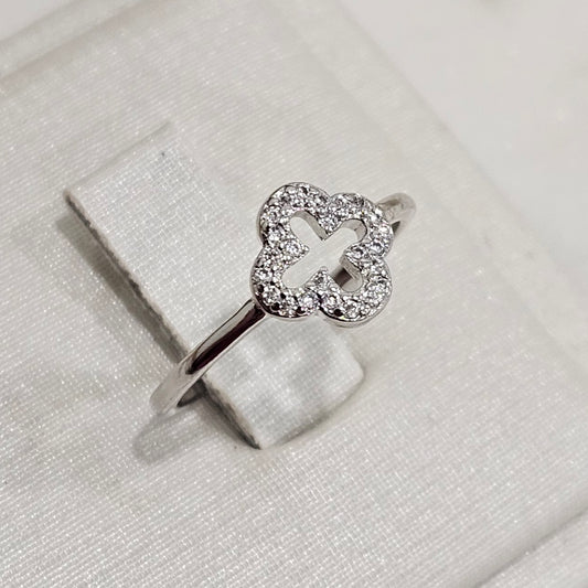 White Rhodium Plated Clover Studded Zirconia Ring