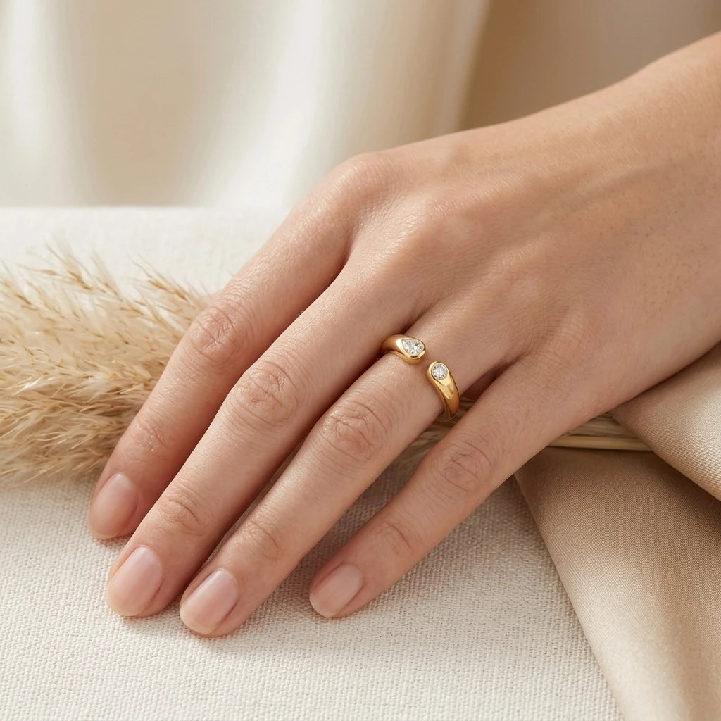 Adjustable with Cubic Zirconia Ring -18K Gold Plated