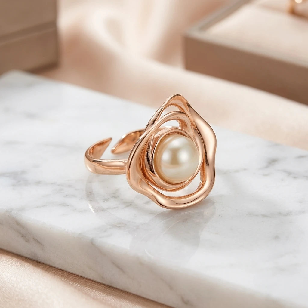 Adjustable Delicate Flower with Pearl Ring - 18K Gold Plated