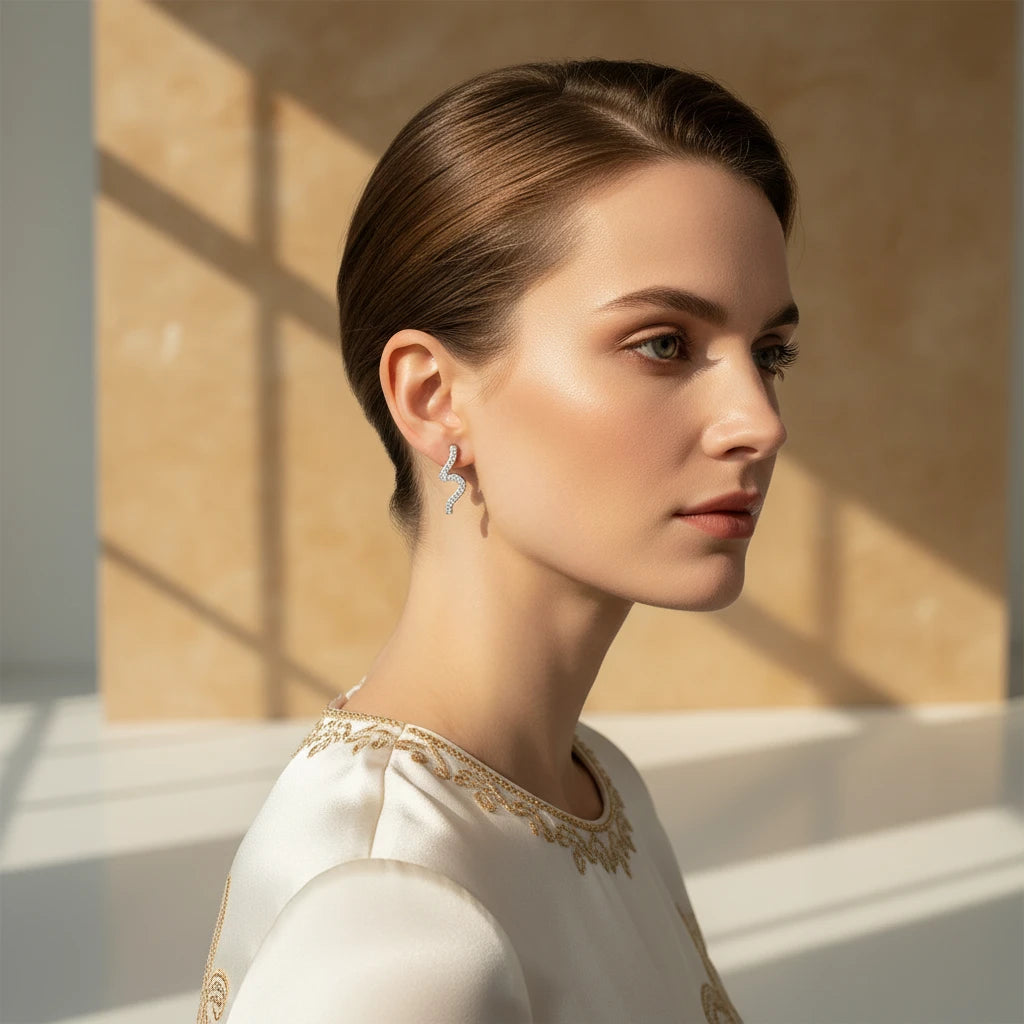 Curved Pavé Studs Earrings - 925 Silver