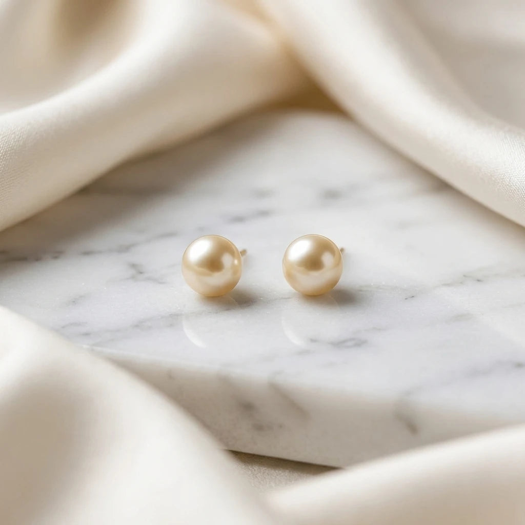 Delicate Pearls Earrings - 925 Silver