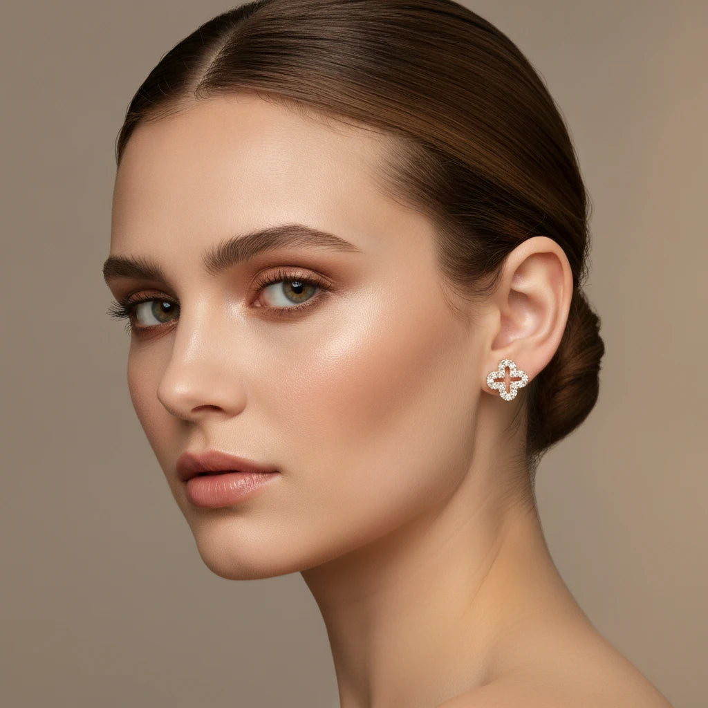 Pave Clover Stud Earrings - 18K Gold Plated