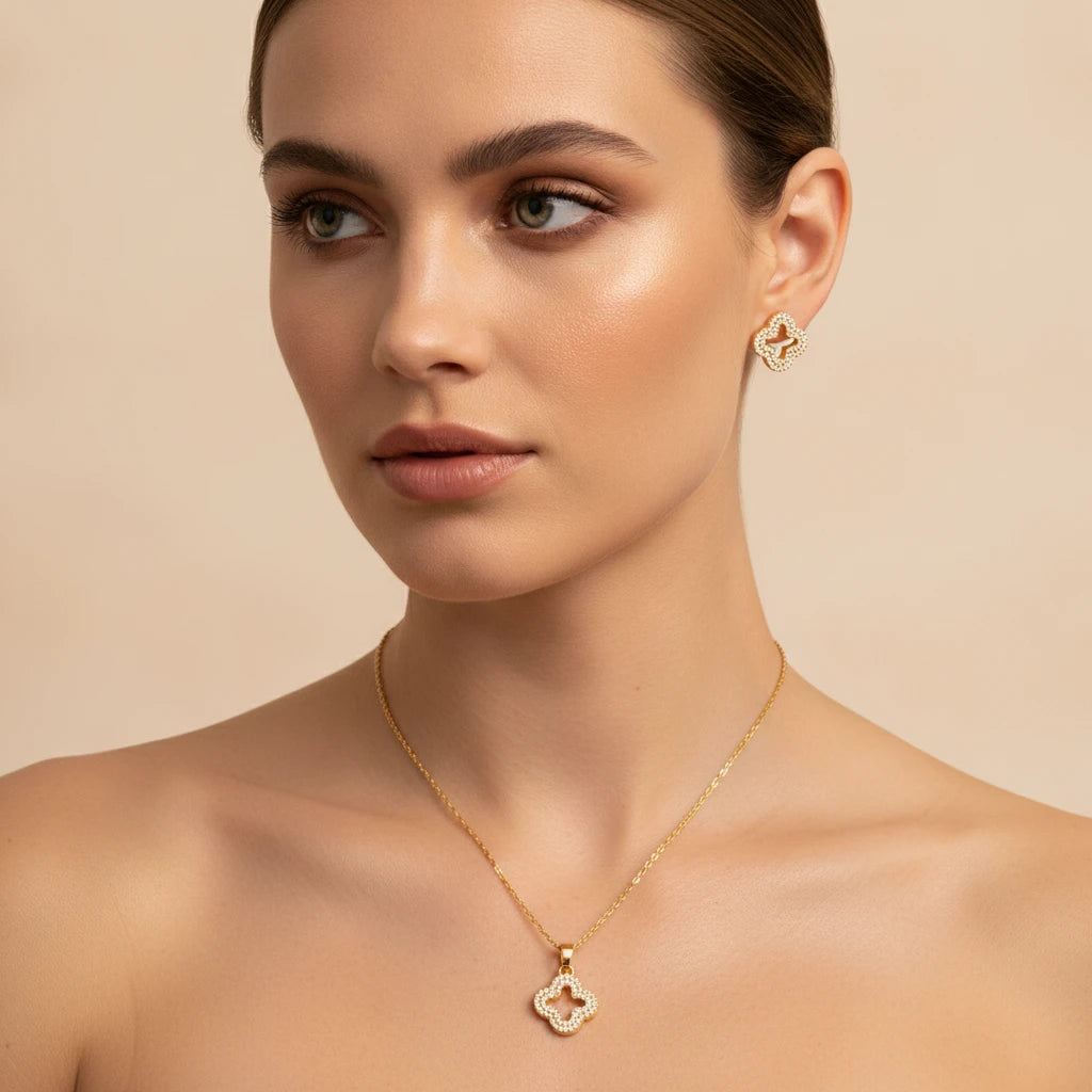 Studded Zirconia Clover Necklace -18K Gold Plated