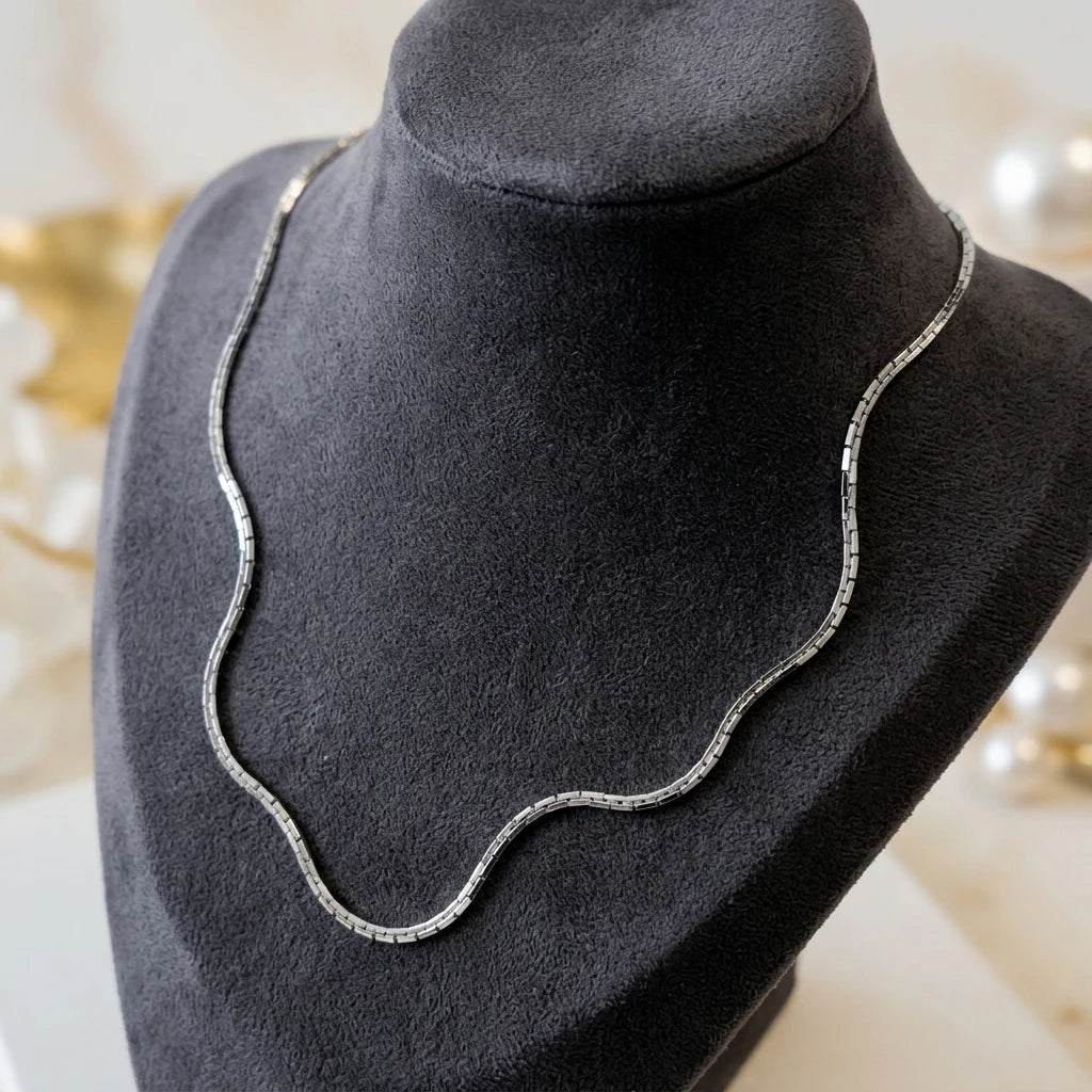 Linear Chain Choker - White Rhodium Plated