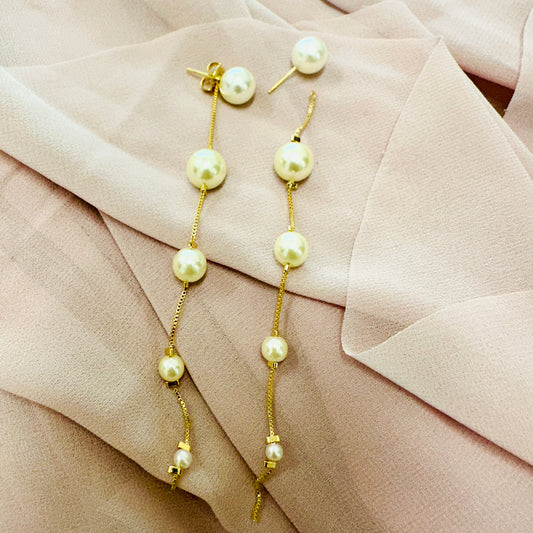 18K Gold Plated Long Chain & Pearls Earrings
