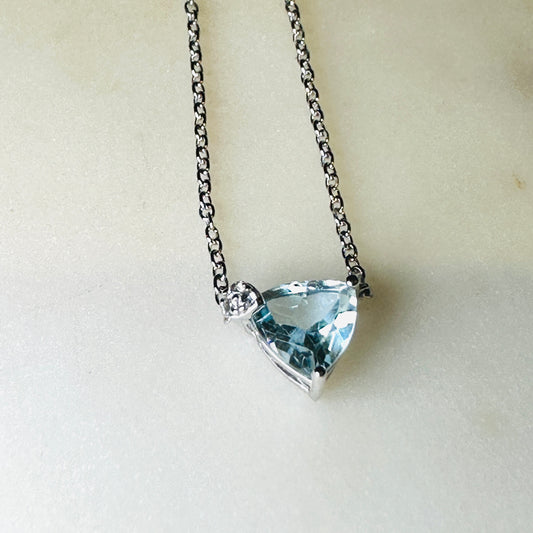 Sky Blue Topaz on Rhodium-finished 925 Sterling Silver Necklace