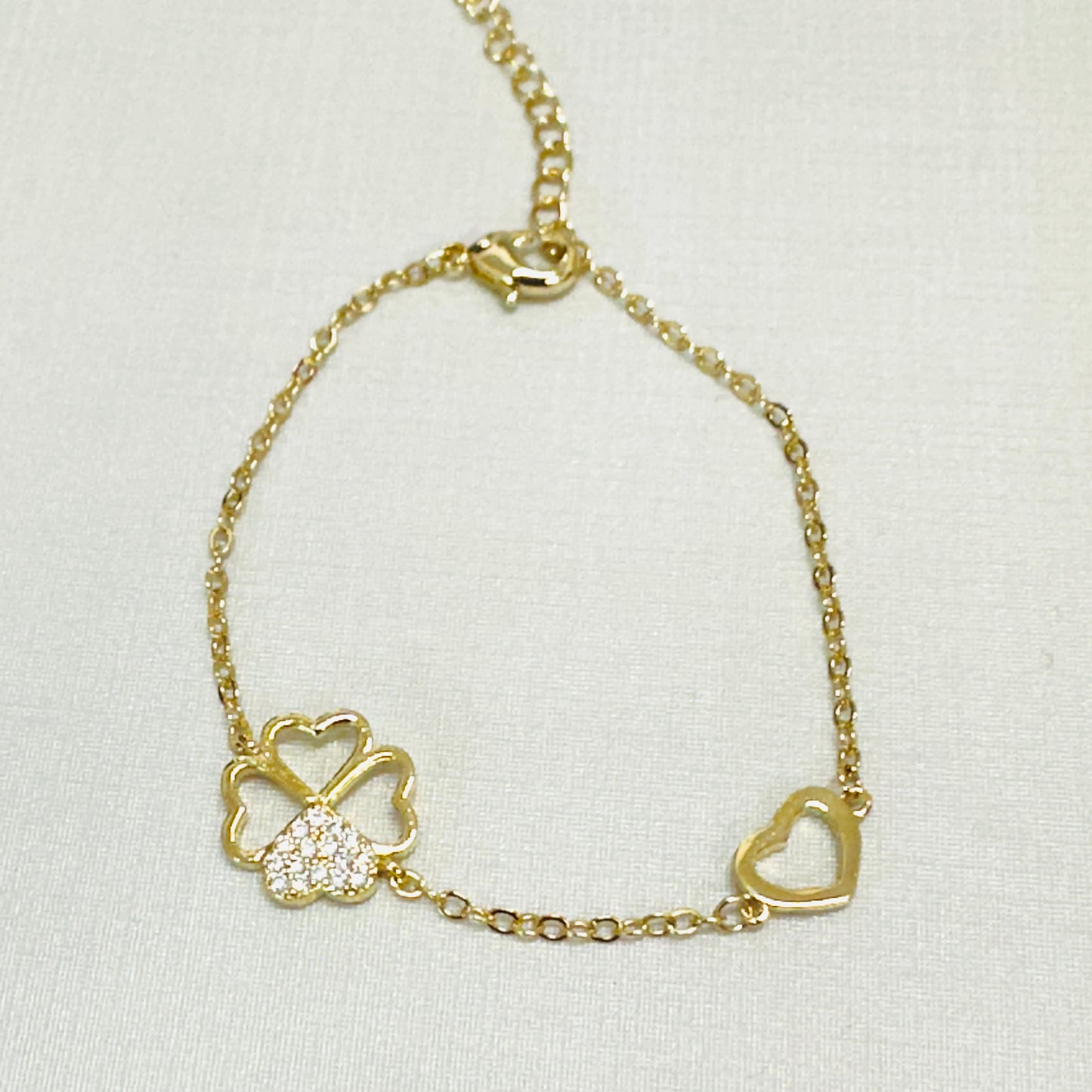 Heart and Studded Zirconia Clover 18K Gold Plated Bracelet