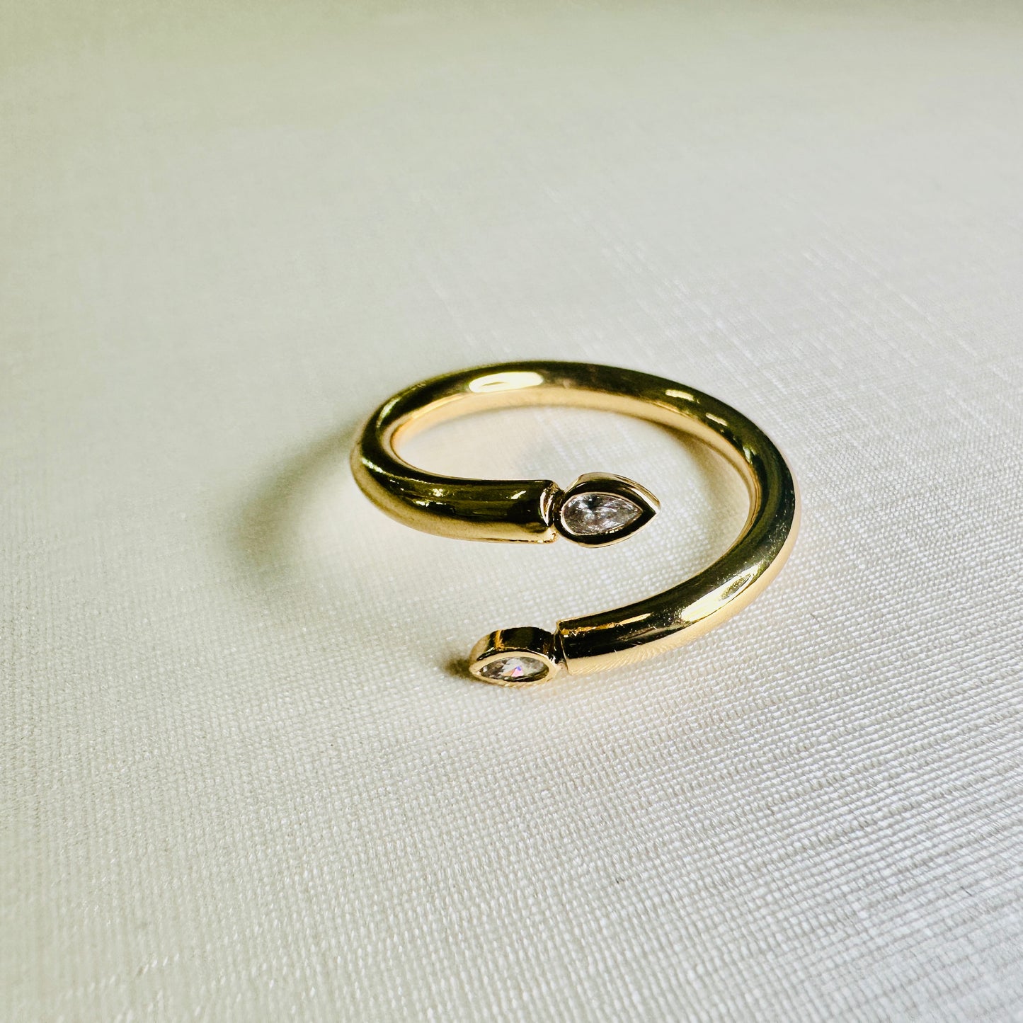 Adjustable Delicate Drop Zirconia - 18K Gold Plated Ring