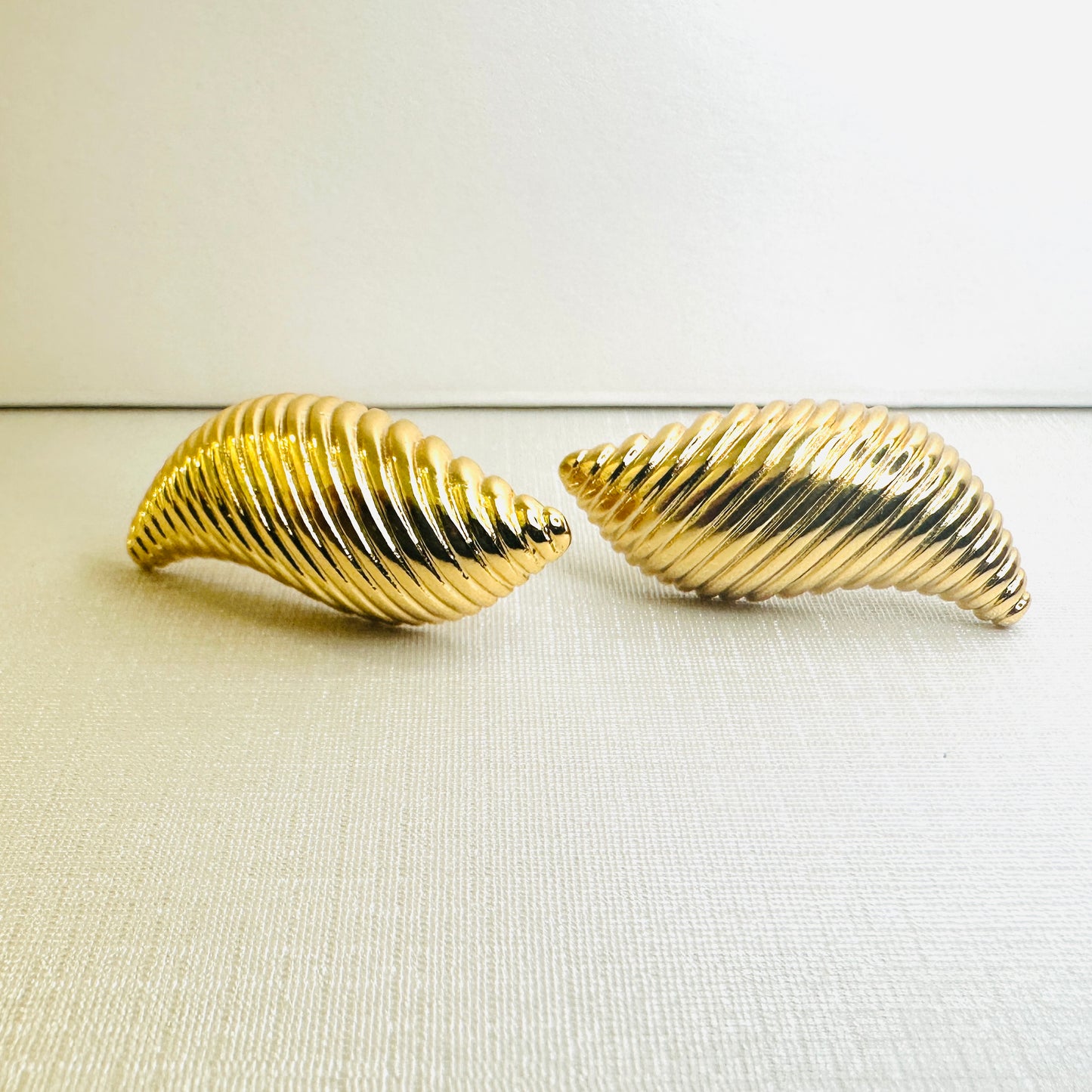 Ridge Croissant Earrings - 18K Gold Plated