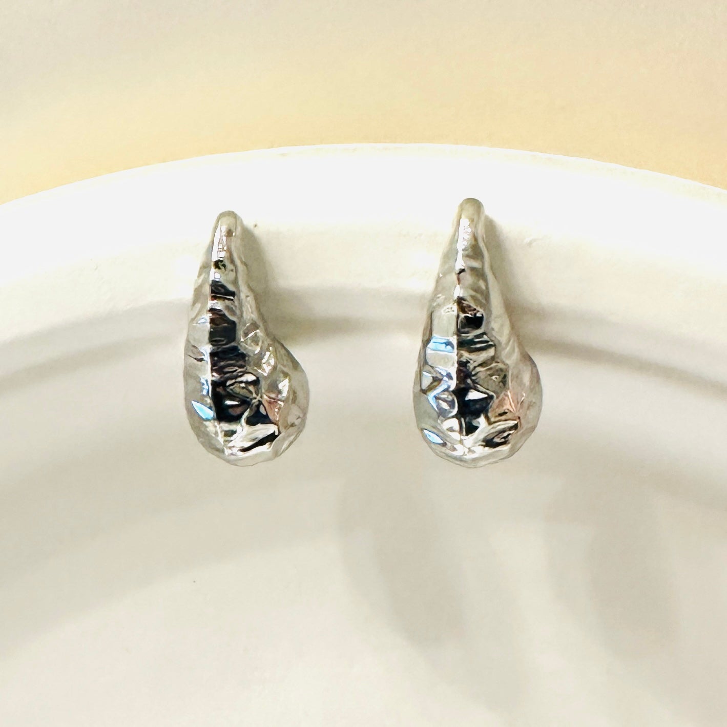 Small Bold Hammered Teardrop Earrings - White Rhodium Plated