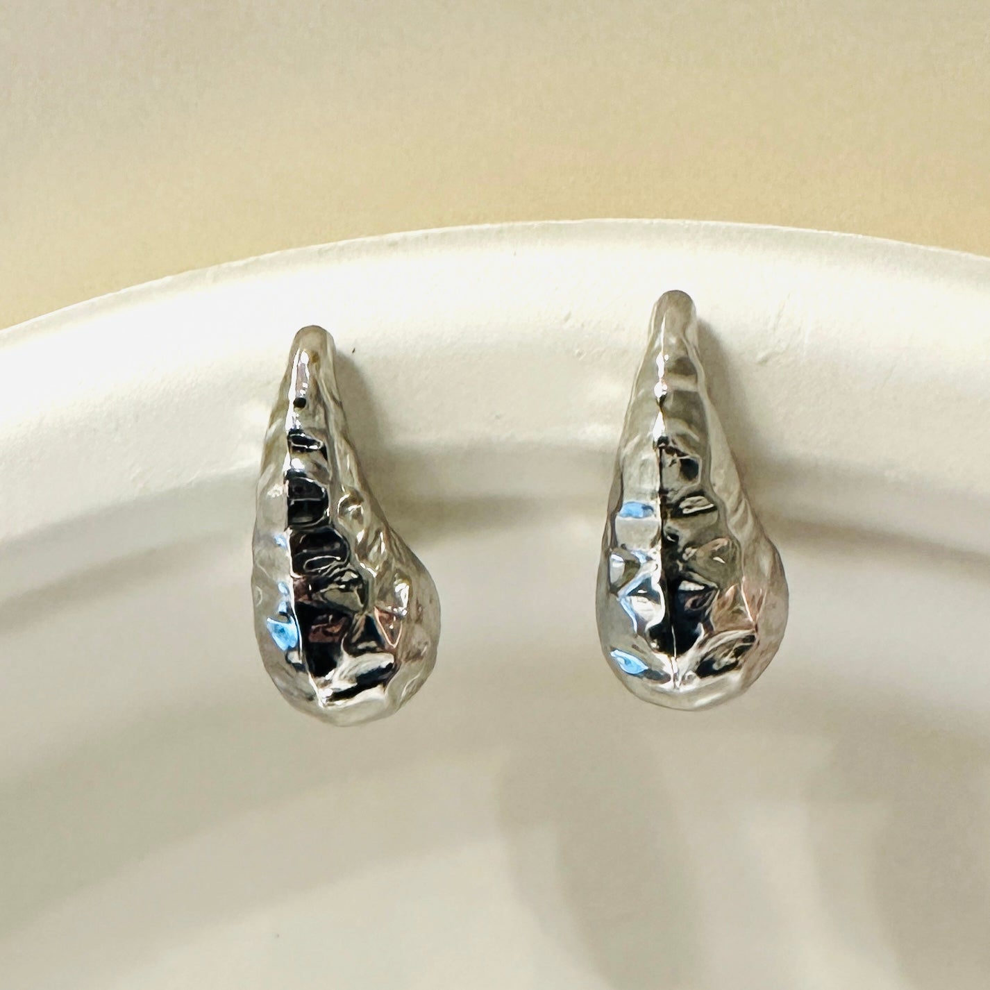 Small Bold Hammered Teardrop Earrings - White Rhodium Plated