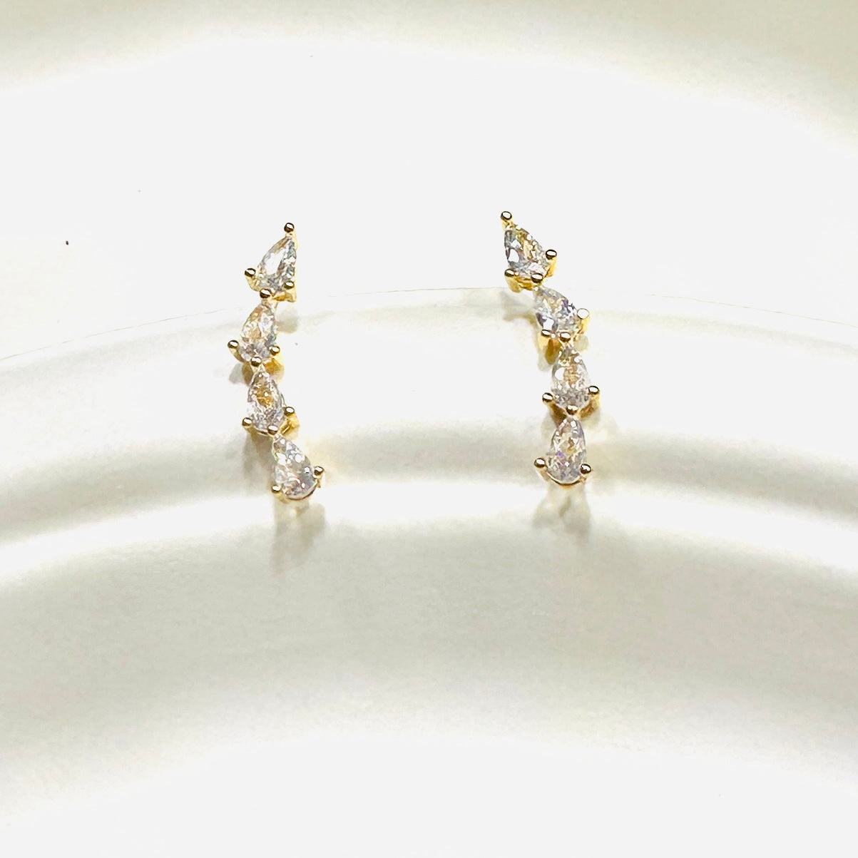 Ear Cuff Earrings Stud Zirconia - 18K Gold Plated