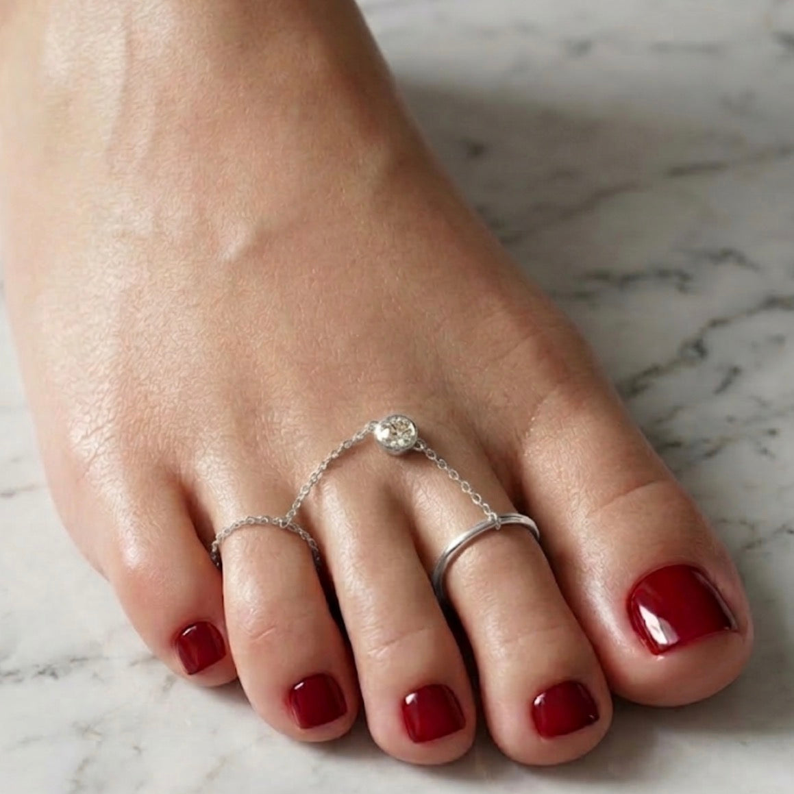Double Ring with Chain and Cubic Zirconia - White Rhodium Plated