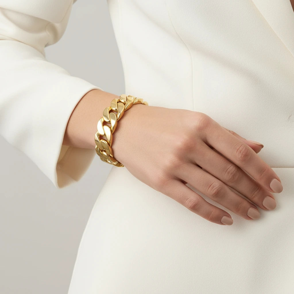 Large Cuban Link Bracelet - 18K Gold Plated