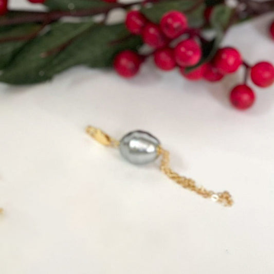 18K Gold Plated Dangling Large Gray Pearl Pendant