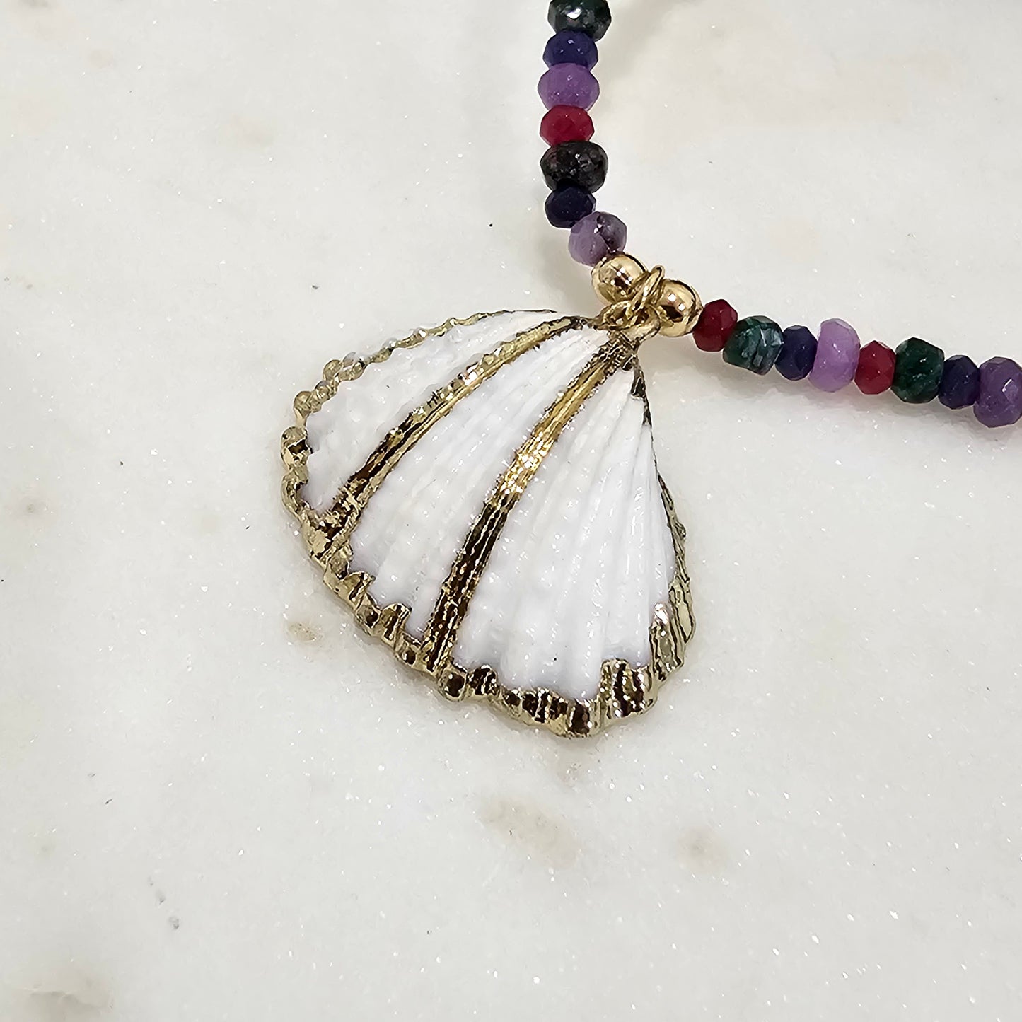 18K Gold Plated Whelk Amethist Jade Shell Pendant Necklace