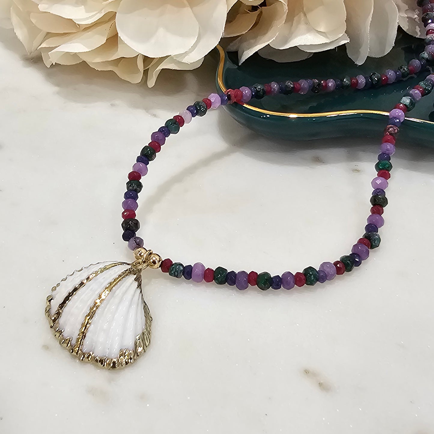 18K Gold Plated Whelk Amethist Jade Shell Pendant Necklace